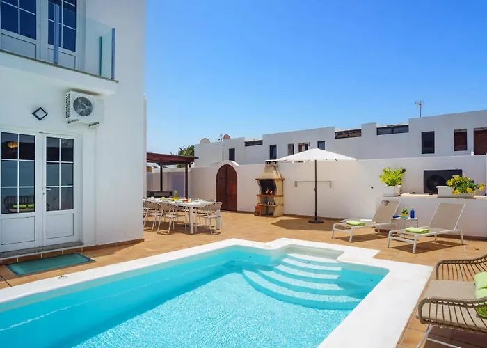 Villa Laurona By